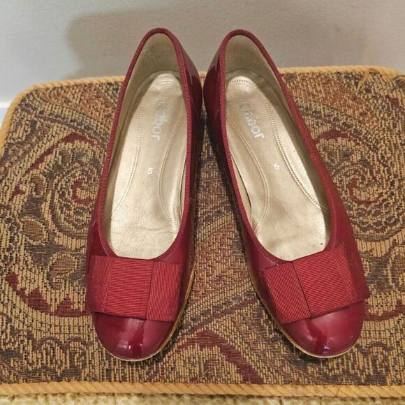 Gabor Women's Red Patent Leather Bow Flats Size 5 - Picture 1 of 7